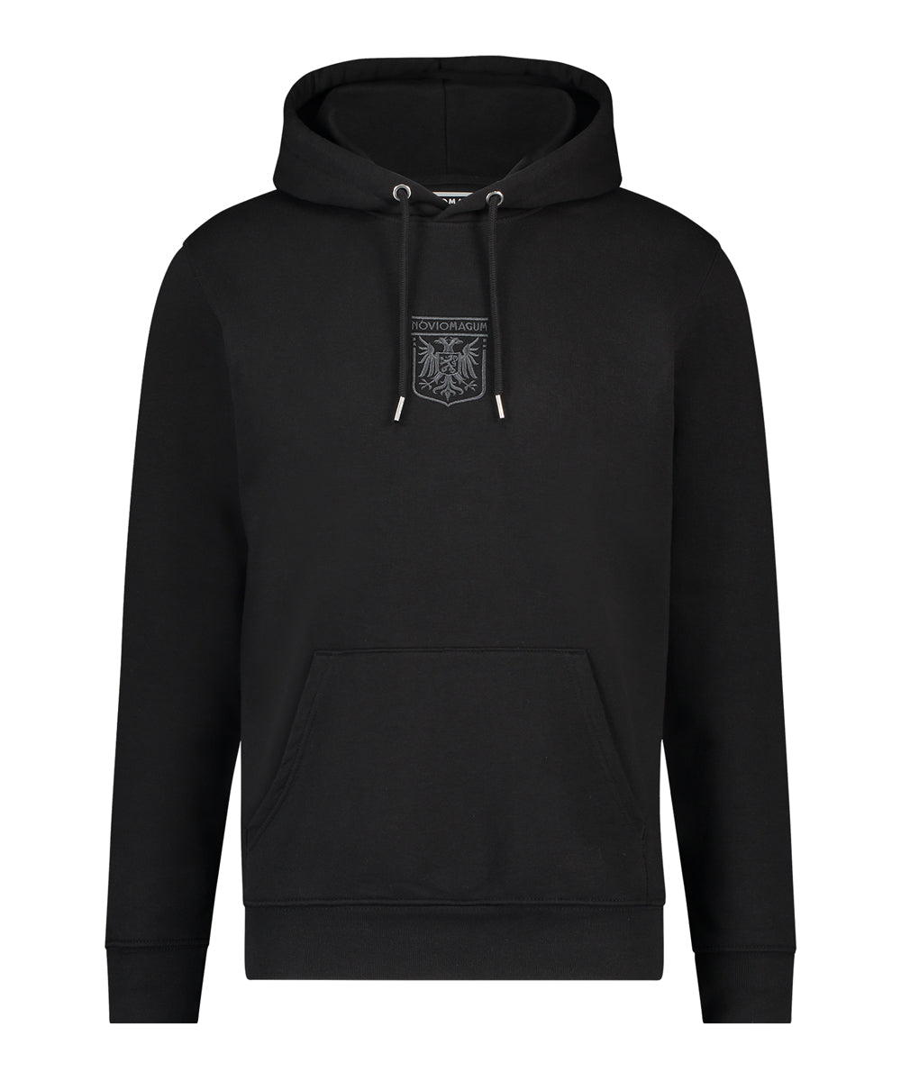 Zwarte hoodie met het Noviomagum wapen in het zwart